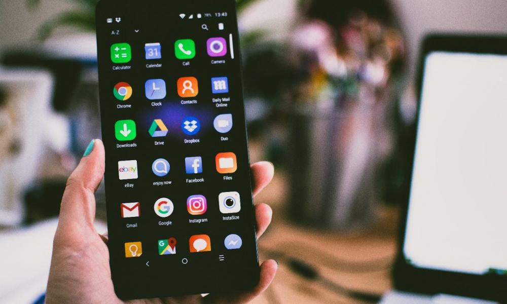 Should You Hire a Social Media Manager