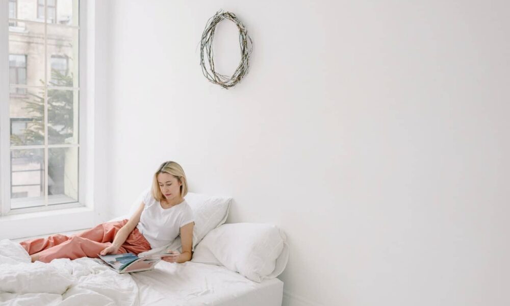 reading innovative magazine