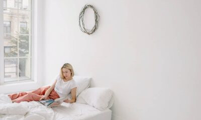 reading innovative magazine