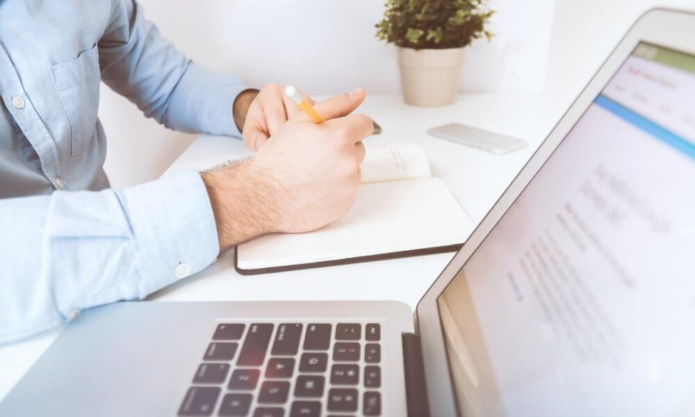 how to research for a blog post