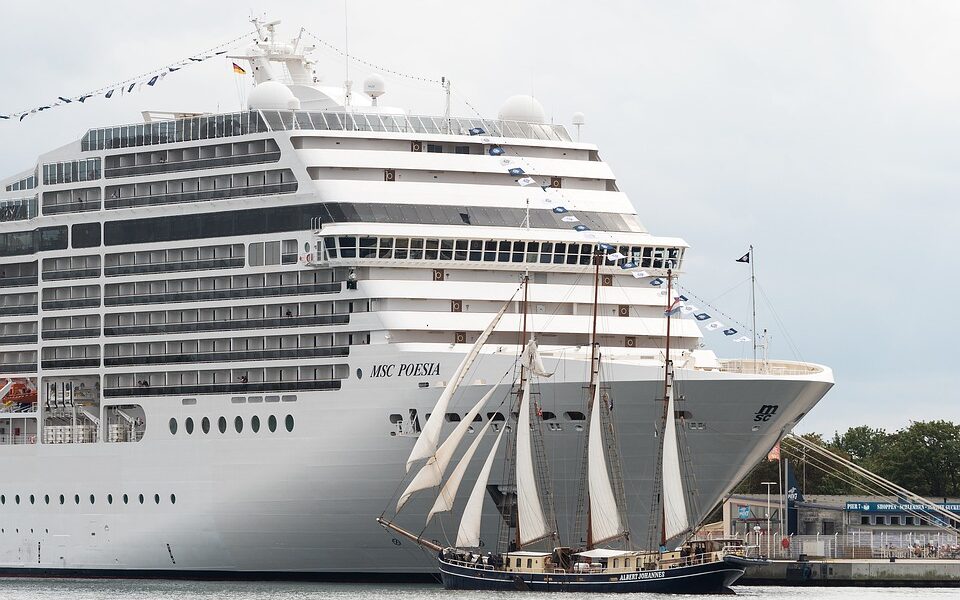 Cruise Ship