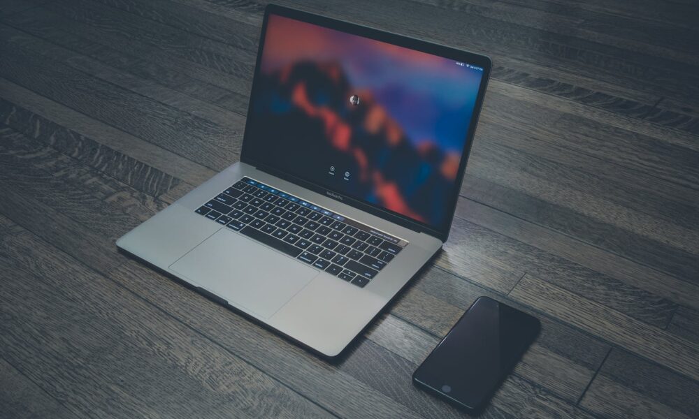 Macbook Pro and Space Gray Iphone 6