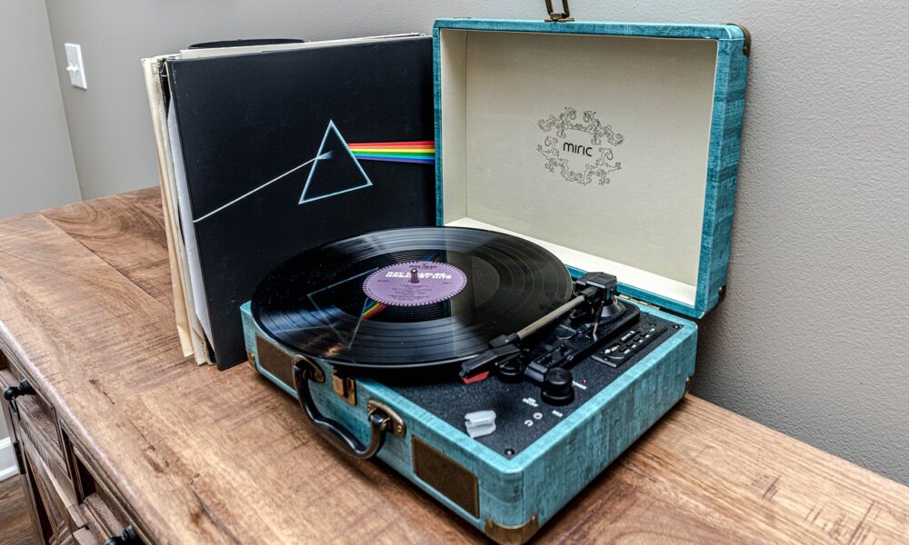 record player, record, vintage