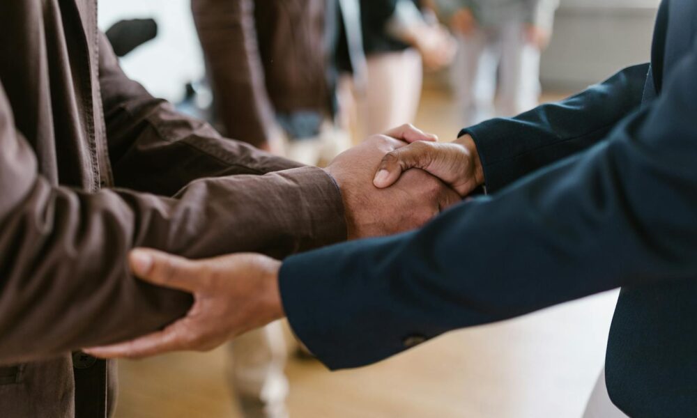 Best Sites to Discover Angel Investors and VC Funds