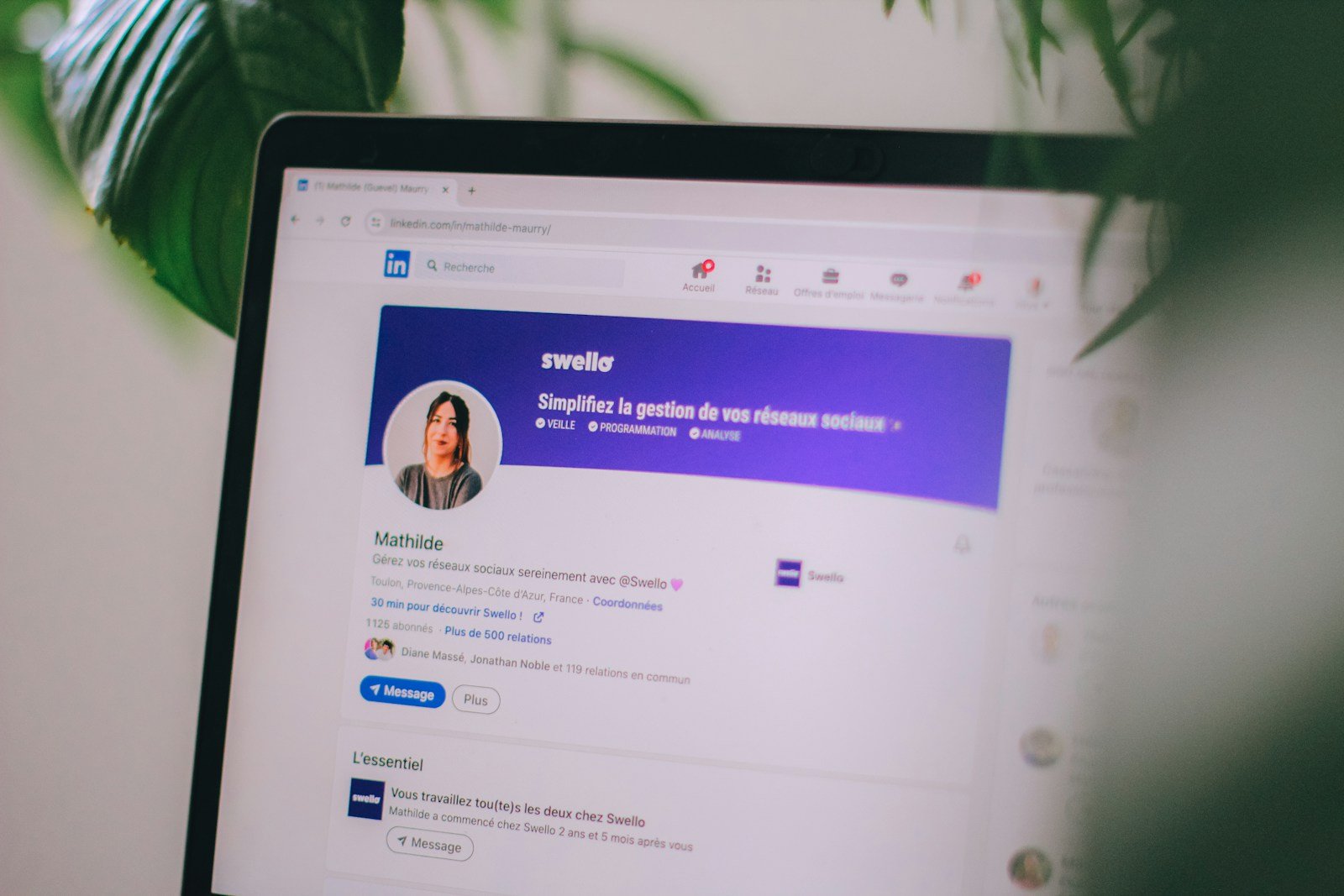Mastering Your LinkedIn Profile Link for Career Growth 15 a computer screen with a facebook page on it