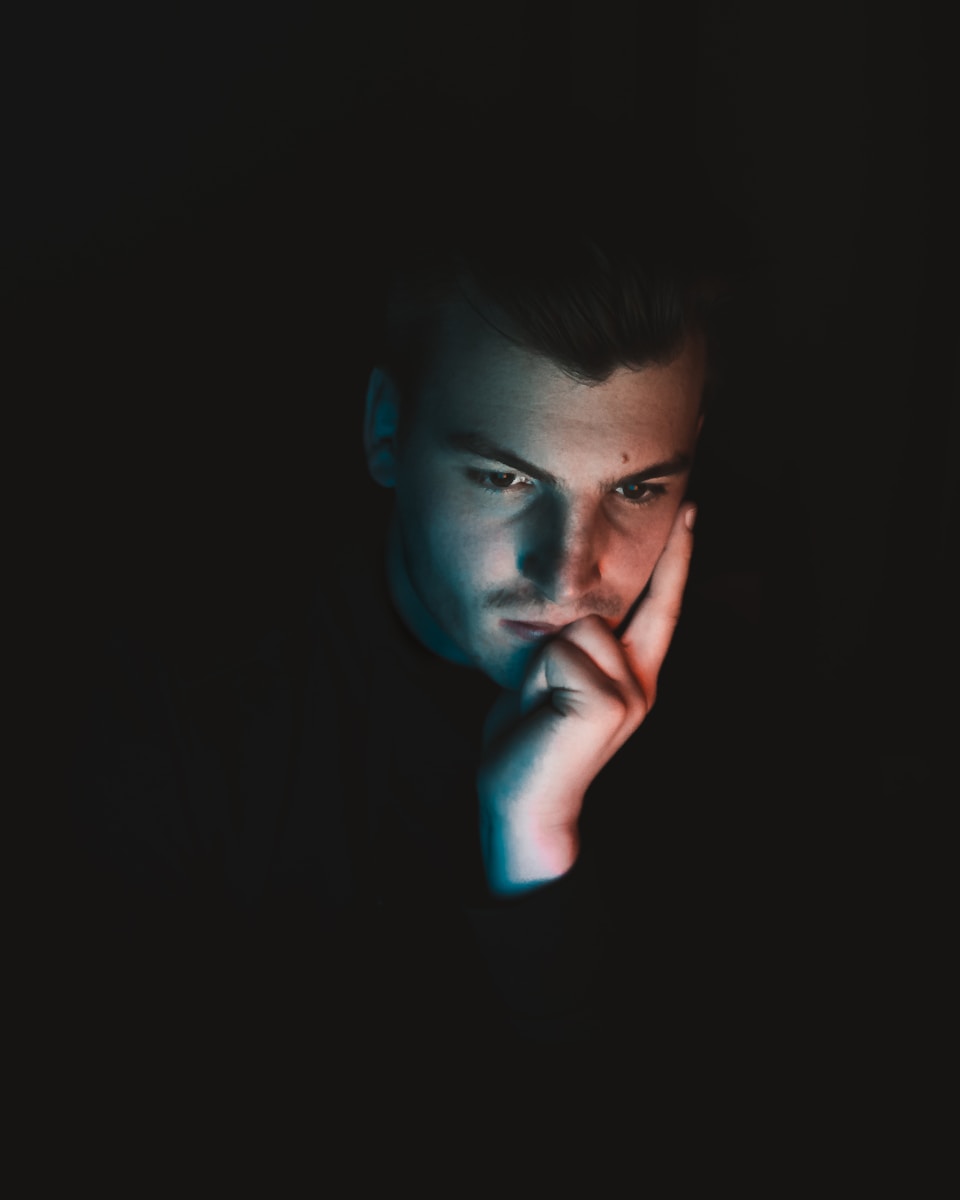 Pappers, l’outil pour analyser une entreprise en un clic 16 man in black shirt with blue eyes