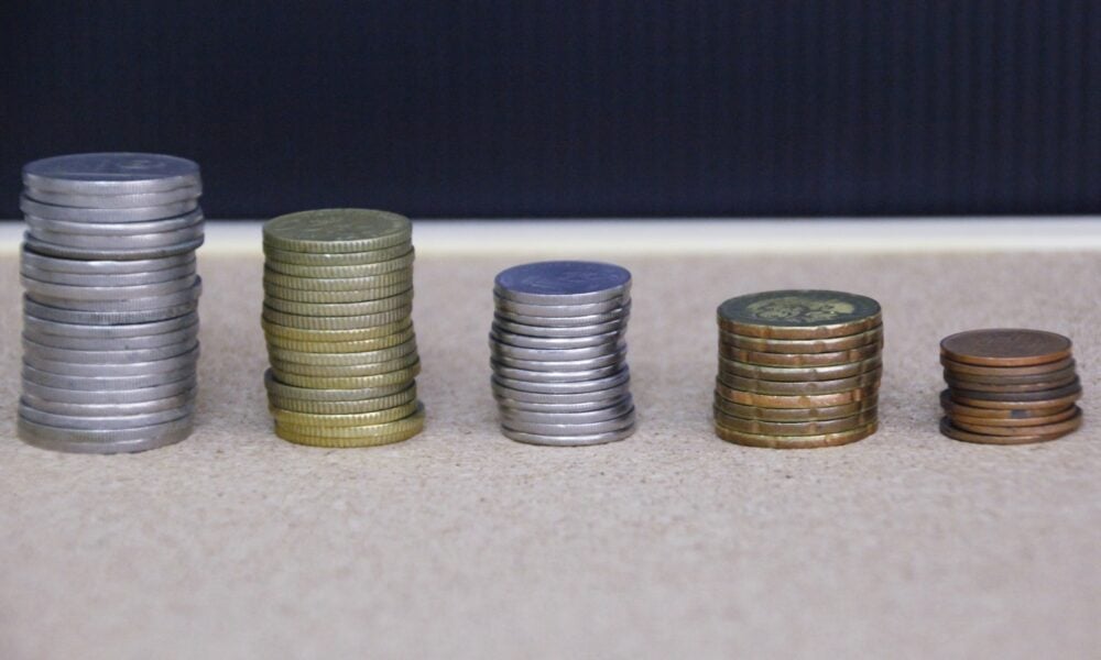 silver and gold round coins