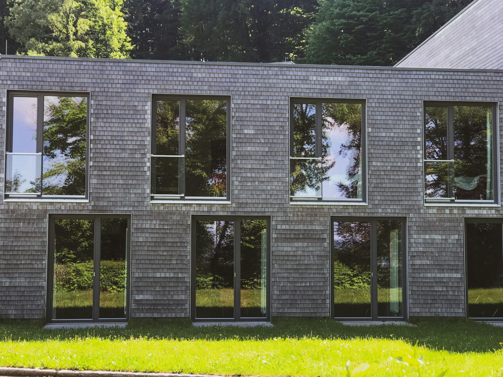 The Best of Both Worlds: Internorm Timber-Aluminium Windows & Doors 16 Internorm Timber-Aluminium Windows & Doors