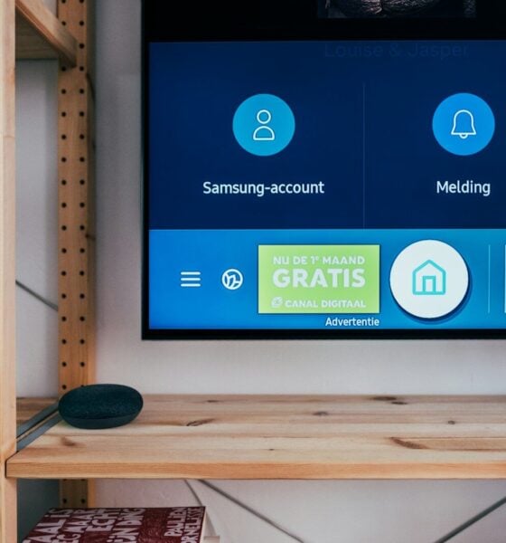 what is a smart tv box